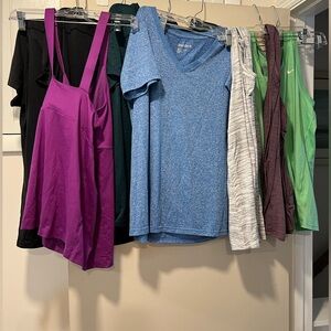 Women’s workout top bundle!